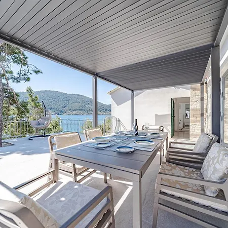 Seaside Ema Holiday home Vela Luka