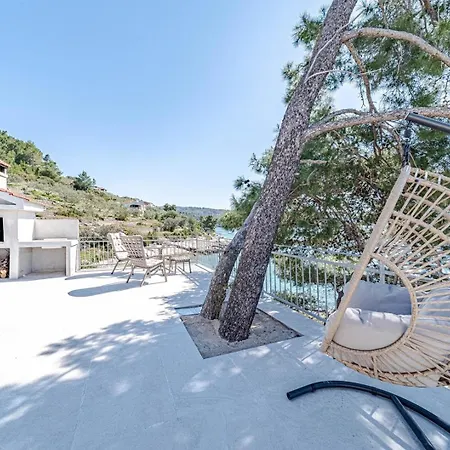 Vakantiehuis Seaside Ema *