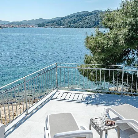 Holiday home Seaside Ema Vela Luka